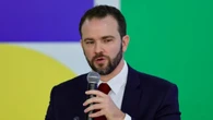Após tarifaço, Governo anuncia auxílio para empresas