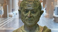 Internautas reagem a estátua romana parecida com Lula