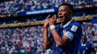 De olho em recorde, Mbappé completa 100 partidas pela França