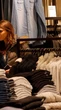 Proibição ao varejo de destruir roupas começa a valer na UE