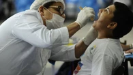 Dor no dente, inchaço e pus, um sinal de alerta