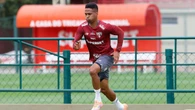 São Paulo confirma lesão do lateral-esquerdo Wendell