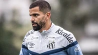 Santos anuncia permanência de Tomás Rincón para 2024; veja detalhes