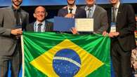 Inovação: brasileiro de 17 anos ganha
Prêmio Nobel de Ciência Jovem ao desenvolver projeto