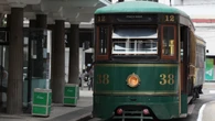 Conheça 5 cidades para andar de bonde elétrico nas férias