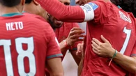 Com dois de CR7, Portugal goleia o Uzbequistão e vence a primeira