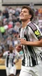Jovem turco dá show e Juventus encaminha classificação