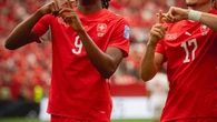 Suíça vence o Canadá por 2 a 1 e garante a liderança do Grupo B