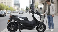 Hurba lança scooter elétrica com baterias semissólidas removíveis
