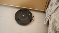 Aspirador robô com mais de 13 mil avaliações em oferta relâmpago