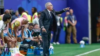 Ancelotti diz que Paquetá e Casemiro serão avaliados após lesões