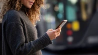 Celular ou smartphone: qual é o jeito certo de falar?