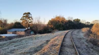 Frente fria mantém temperaturas baixas e dia gelado no país