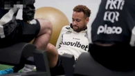 Neymar rebate sobre lesão preocupar para Copa: "Problema do quê?"