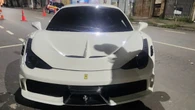 Ferrari é apreendida em blitz por rodar sem placa dianteira