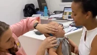 Bebê escuta a voz da mãe pela 1ª vez e emociona internautas