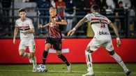 Jhon Jhon brilha contra o São Paulo e repercute nas redes sociais