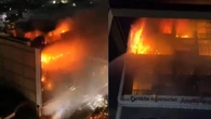 Incêndio em shopping no Iraque deixa pelo menos 61 mortos