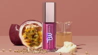 Fenty Beauty lança gloss carregado de brilho e muita hidratação