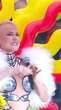 Jogo solidário tem pintura de Denílson, show da Xuxa e vitória do time de Zico