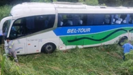 Acidente com ônibus na Rio-Santos deixa 25 feridos