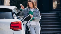 Carros elétricos em condomínios: advogado explica regras