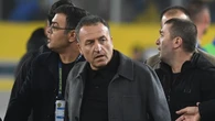 Após agredir árbitro, presidente de time turco é banido do futebol