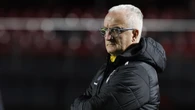Dorival explica titularidade de Dória após falha contra o Flu