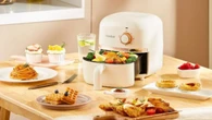Air fryer pequena vira febre e entra em promoção; vale a pena?