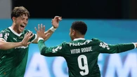 Vitor Roque marca o 100º gol do Palmeiras na temporada 2025