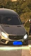 Atacante do Cruzeiro bate carro dentro do condomínio, e PM intervém