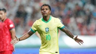 Rodrygo trata amistoso como "final de Copa" e marca dois gols