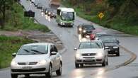 Entenda como funciona a Lei do Farol Baixo e como usar o farol do carro da forma correta