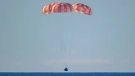 Paraquedas da cápsula Orion revela segredo; veja como funciona