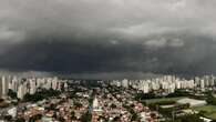 Previsão de tempestade em 4 regiões e menos áreas com calor; veja