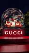 Gucci inaugura instalação de Natal no Miami Design District