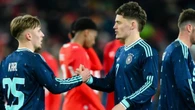 Atacante é cortado às vésperas da Copa após lesão: “Dói demais”