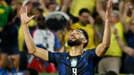 Com gols no 1º tempo, Brasil bate Haiti e vira líder do grupo