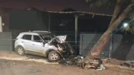 Filha de vereador, de 17 anos, bate carro do pai contra árvore e morre