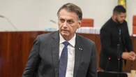 Bolsonaro deve se explicar a Moraes até a noite desta terça-feira