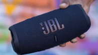 Caixa JBL original? Veja os sinais para não cair em golpe