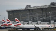 Aeroporto de Londres se prepara para retomar voos após incêndio