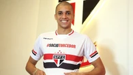 São Paulo anuncia rescisão de contrato do zagueiro Dória