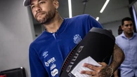 Quanto custa a caixa de som que o Neymar carrega para todo lado?