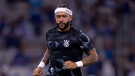 Vai renovar? Fernando Diniz atualiza situação de Memphis Depay