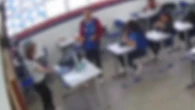 Aluno dá tapa na cara de professora após chegar atrasado na aula