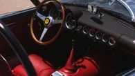 Ferrari pode
voltar a fazer carros com câmbio manual; entenda