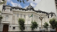 Após R$ 50 mi em viagens, Lula opta por se hospedar em embaixada
