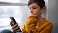 Cerca de 4 em cada 10 crianças usam IA para apoio emocional