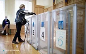 Новий рейтинг партій: "Євросолідарність" майже зрівнялася зі "Слугою народу"